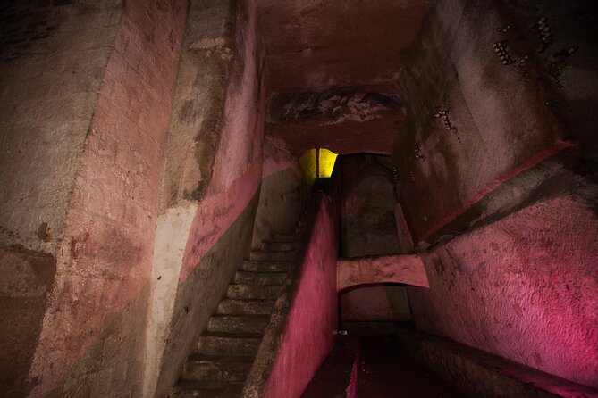 Naples Underground Spanish Quarters with Guide - Entering the Spanish Quarters underground: stairs, narrow tunnels, and claustrophobia checks