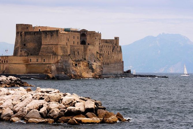Naples Walking Tour with Underground Roman Ruins Ticket - Piazza del Gesù Nuovo and Piazza San Domenico Maggiore: the squares that set the tone