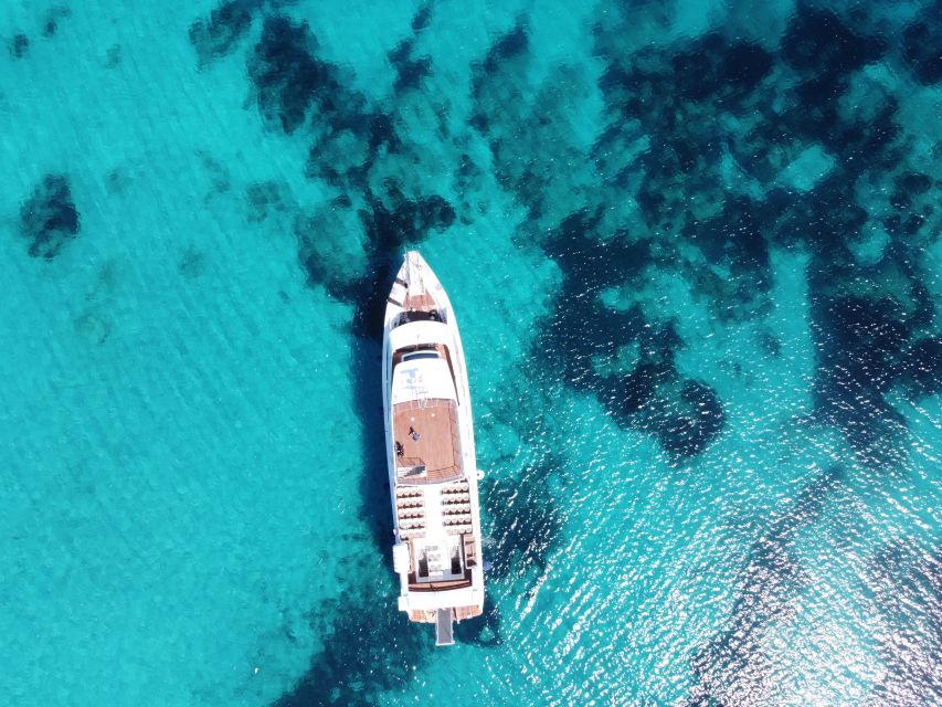 Palau: La Maddalena Archipelago Comfort Boat Tour with Stops - The last scenic legs: Santo Stefano and Caprera panoramas