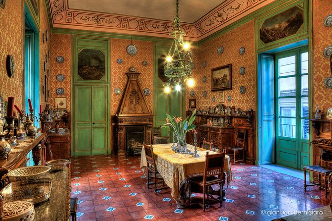 Palazzo Conte Federico - Being guided by the Federico family, from the Count to heirs