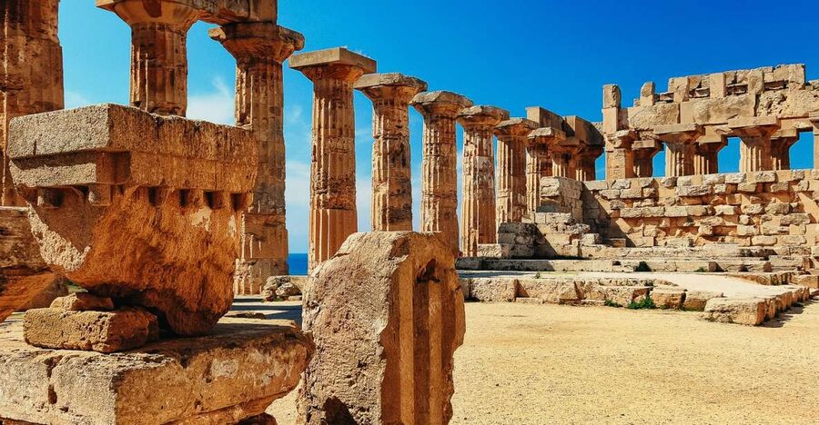Palermo: Agrigento and the Valley of the Temples Day Tour - Riding through Sicily’s interior, with drivers who keep things moving