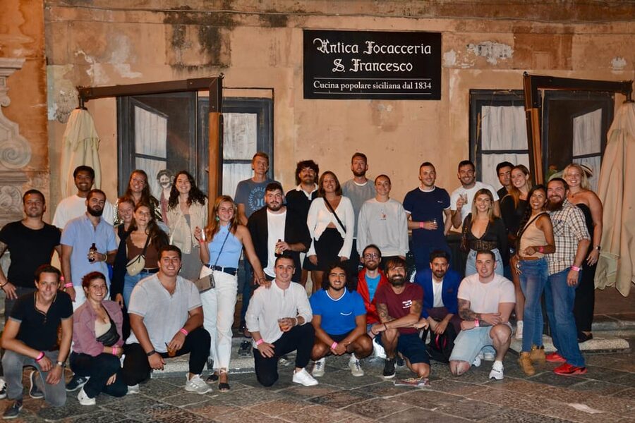 Palermo: Guided Bar Crawl with Shots and Discounts on Drinks - The human factor: guides like Luis, Carlo, and Emanuele keep it smooth