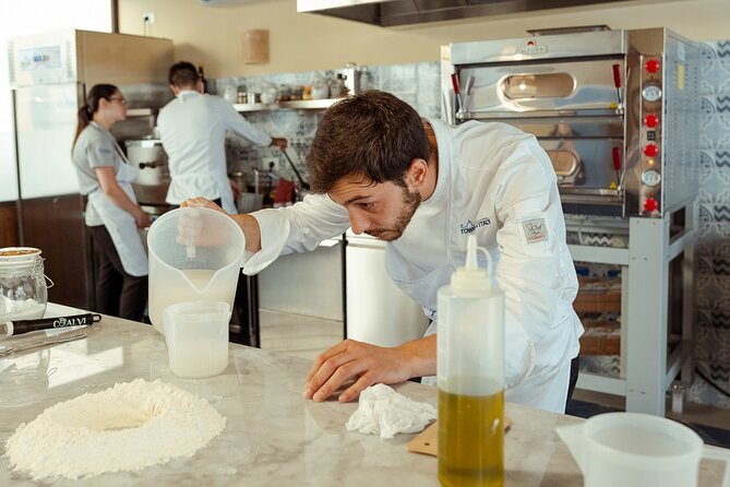 Palermo's Delight: Unleash the Secrets of Pizza and Gelato Making - Building Your Pizza: From Margherita to Marinara to Capricciosa