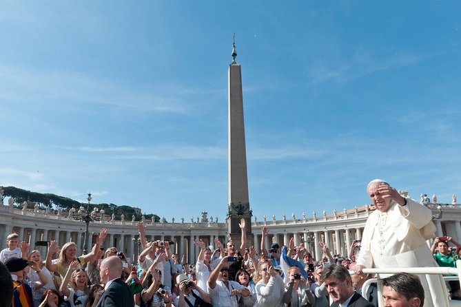 Papal Audience with Pope Leo XIV and Expert Local Guide - The early start, why meeting at 7:00 am actually matters