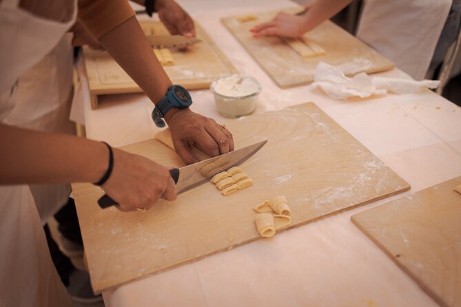 Pasta Cooking Class in Rome - Fettuccine Class in Piazza Navona - Sauces, service, and the view while you eat