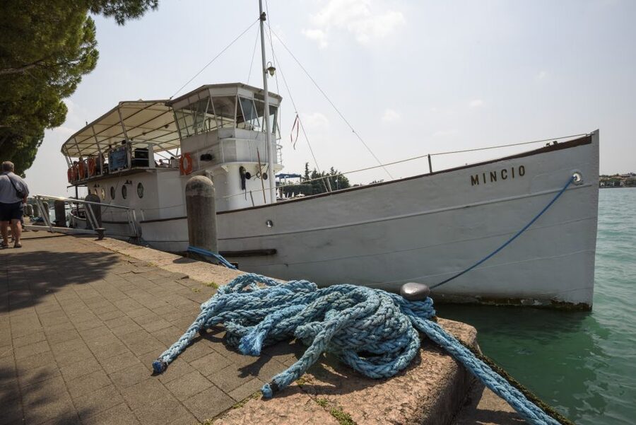 Peschiera: Half-Day Lake Garda Cruise with Lunch - Why the south side of Lake Garda fits perfectly into a 4-hour cruise from Peschiera