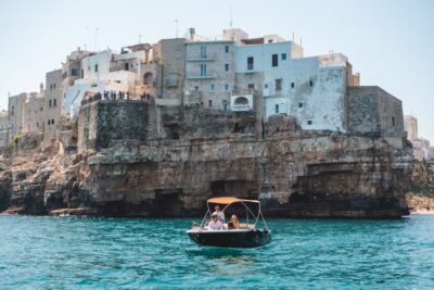Polignano a Mare: Boat Cruise to Scenic Caves with Prosecco