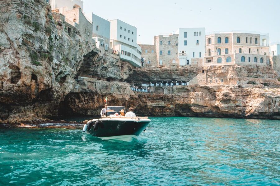 Polignano a Mare: Boat Cruise to Scenic Caves with Prosecco - Grotta Azzurra and Grotta delle Rondinelle: the quick stops that set the tone