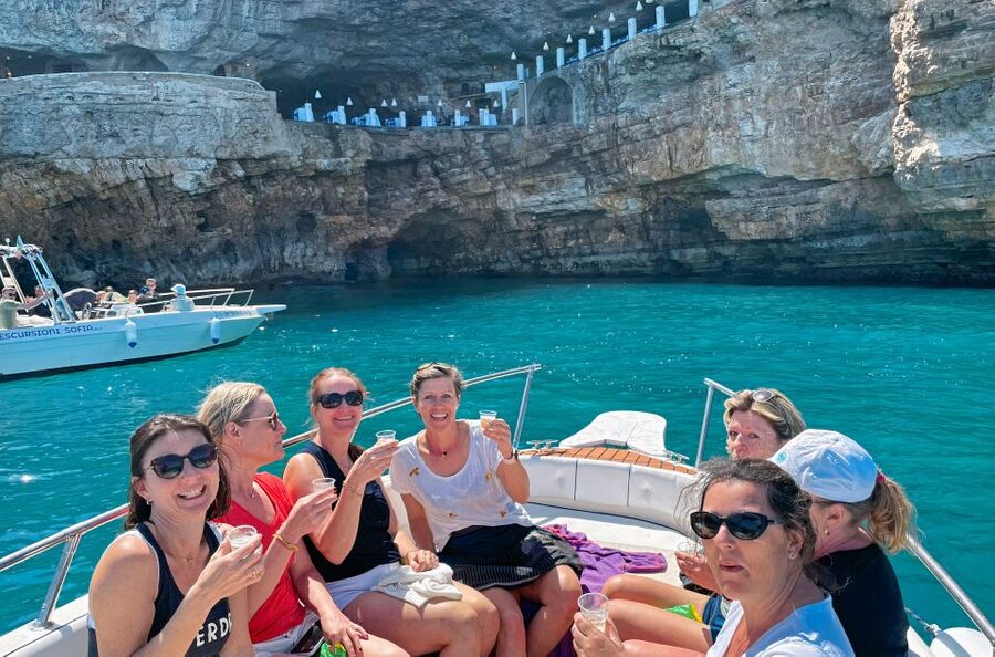 Polignano a Mare: Speedboat Cruise to Caves with Aperitif - Key highlights at a glance