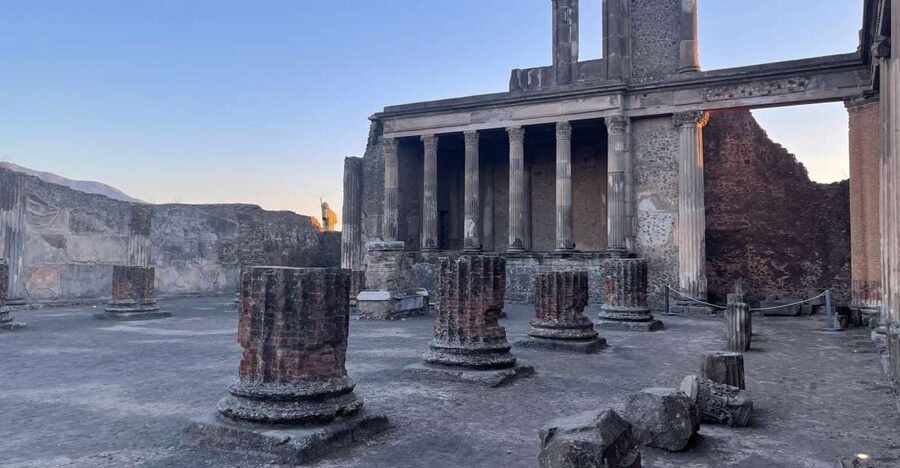 Pompeii: Guided Tour with Skip-the-Line Entry - Key things to know before you go