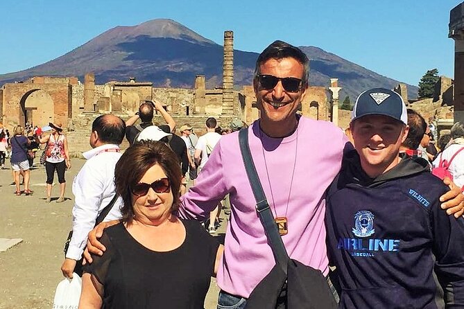 Pompeii private tour with an Official Guide - Pompeii Ruins Make Sense When a Guide Does the Translation