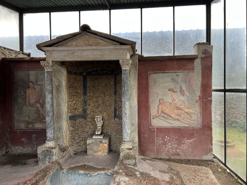 Pompeii: Small-Group Guided Tour with Skip-the-Line Ticket - Stop 4: Temple of Apollo, worship that shaped the city