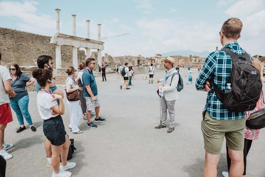 Pompeii: Small-Group Tour of Pompeii and Herculaneum - Your 30-Minute Break After Pompeii, and How to Use It Well