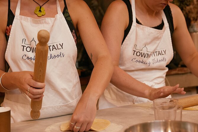 Premium Pasta and Gelato Cooking Class in Florence - Gelato demonstration vs. full gelato making: manage expectations early
