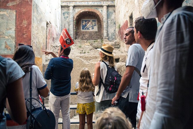 Priority Access Pompeii & Mt. Vesuvius Full day from Sorrento - Lunch on Your Own, Then Up Toward the Volcano