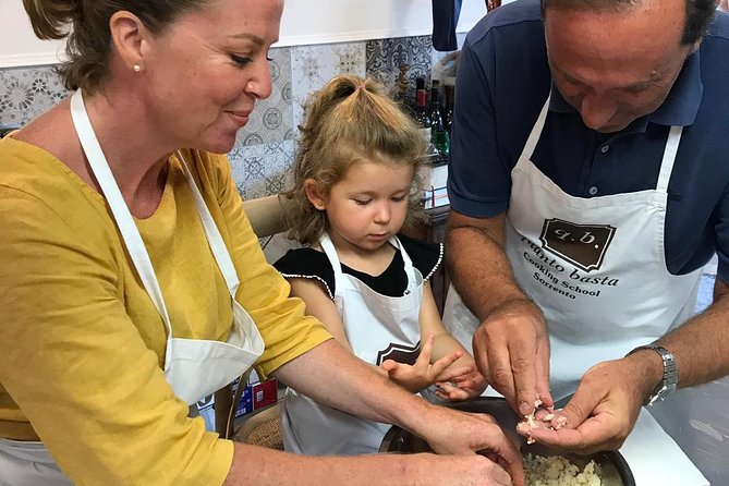 Private / Small Group at "Quanto Basta" School in Sorrento center - Timing and Location in Central Sorrento (Via Fuorimura Saves Time)