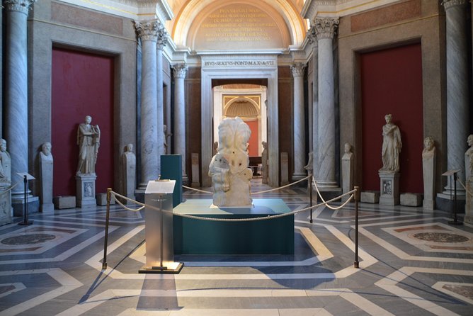 Private Vatican Museums and St. Peter's Basilica Early Bird Tour - Key Things You’ll Notice on This Early Bird Vatican Morning
