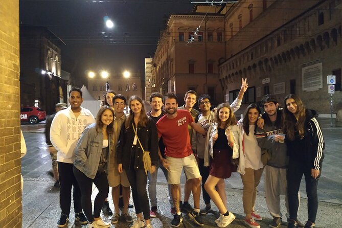 Pub Crawl Palermo - Piazza Sant’Anna: DJs, Live Music, And A Bar-Hopping Pace That Works