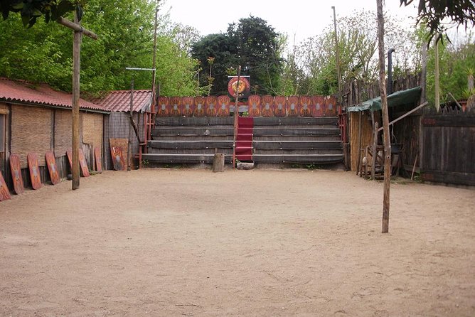 Roman Gladiator School: Learn How to Become a Gladiator - Sword skills and arena drills: warmups, offense and defense, and mock battles