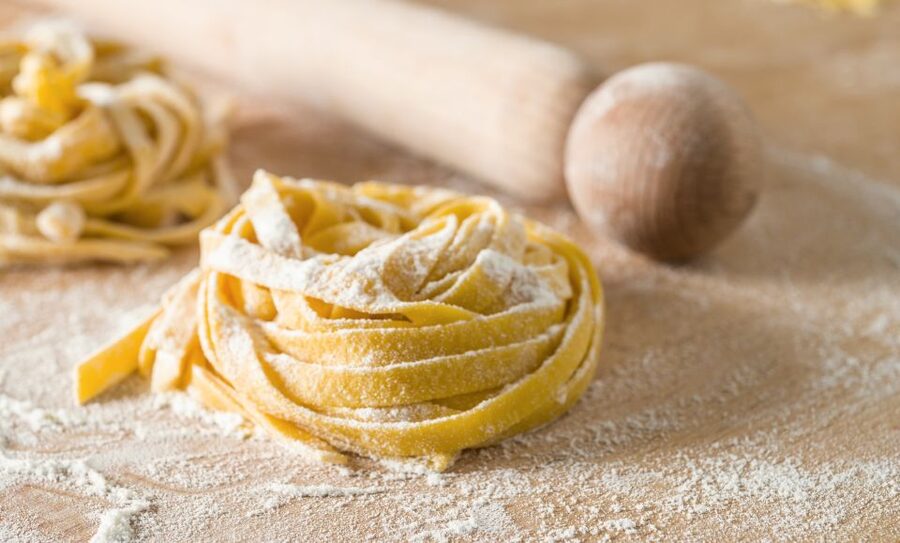 Rome: 3-in-1 Fettuccine, Ravioli, and Tiramisu Cooking Class - The Meal Moment: Wine, Limoncello, and What You’ll Taste