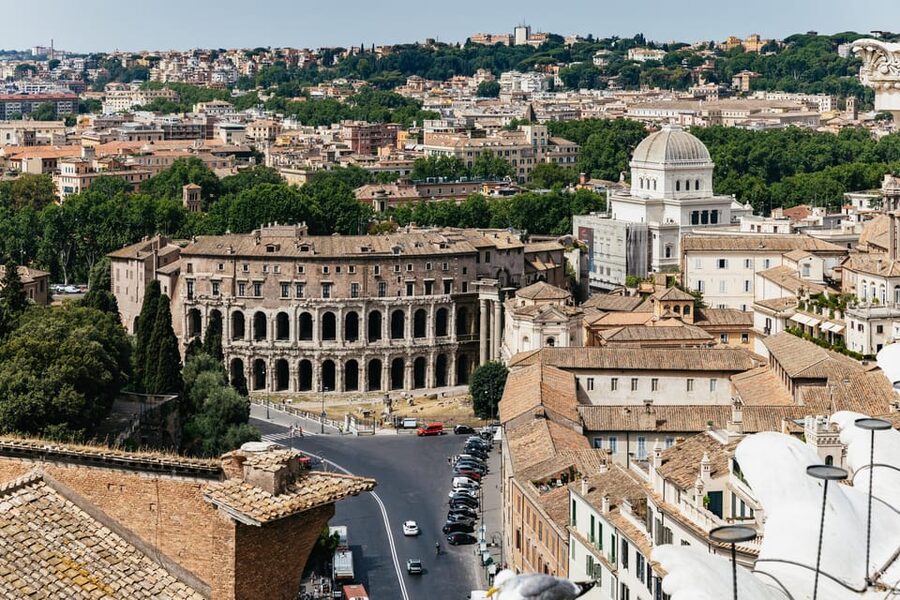Rome: Altar of the Fatherland Elevator and Museum Tickets - The glass panoramic elevator and the terrace under the chariot statue