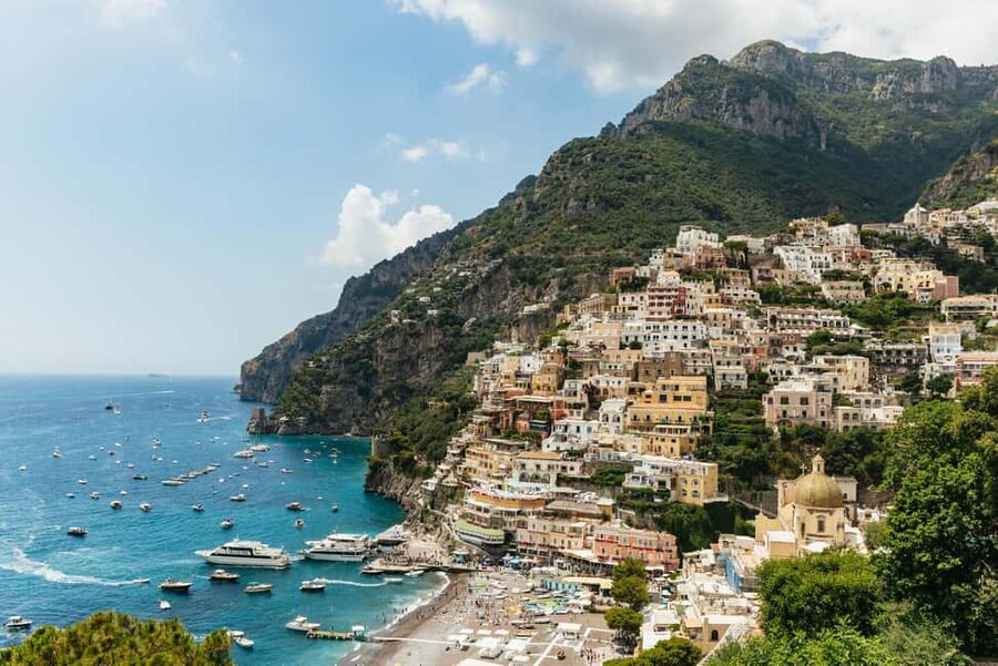 Rome: Amalfi Coast & Positano Day Trip with Coastal Cruise - Piazza del Popolo meeting point, and how to find your group