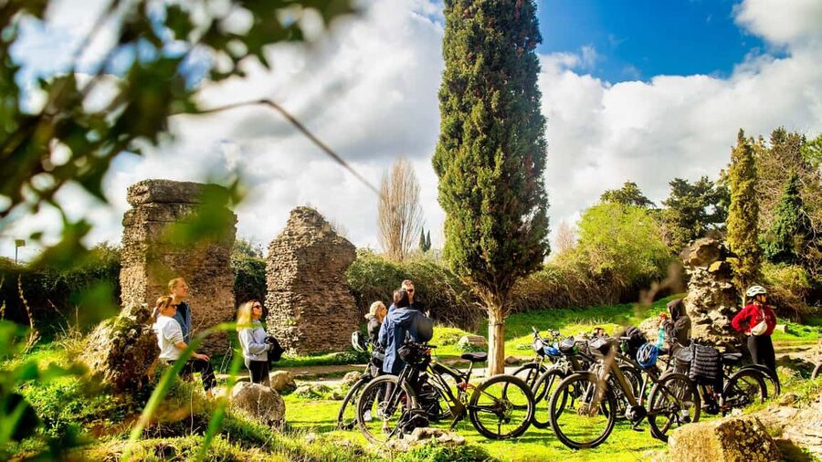 Rome: Appian Way Aqueducts Bike Tour (UPG Catacombs & Lunch) - Entering Rome’s ancient water world from Porta San Sebastiano