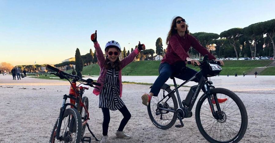 Rome: Appian Way E-Bike Tour Catacombs, Aqueducts & Picnic - Getting started at Viale Aventino and riding with good gear
