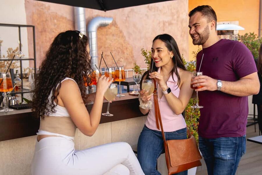 Rome: Bar Crawl with Local Guide & Drinks - Itinerary walk-through: what each part gives you
