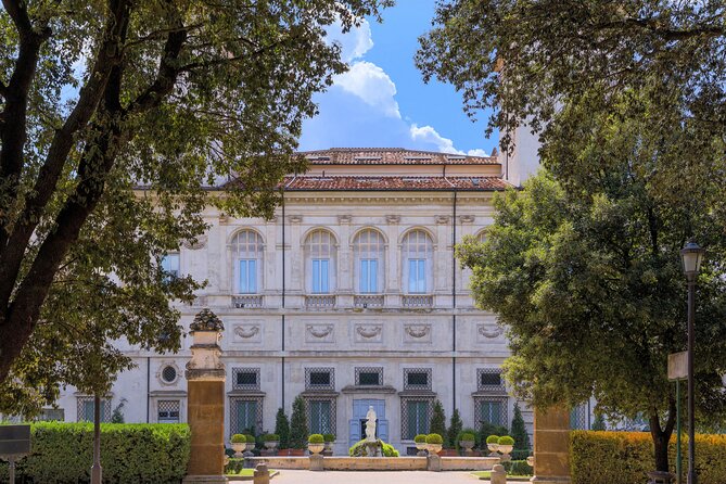 Rome: Borghese Gallery & Gardens Small Group Guided Tour - Headsets and pacing: the small-group difference
