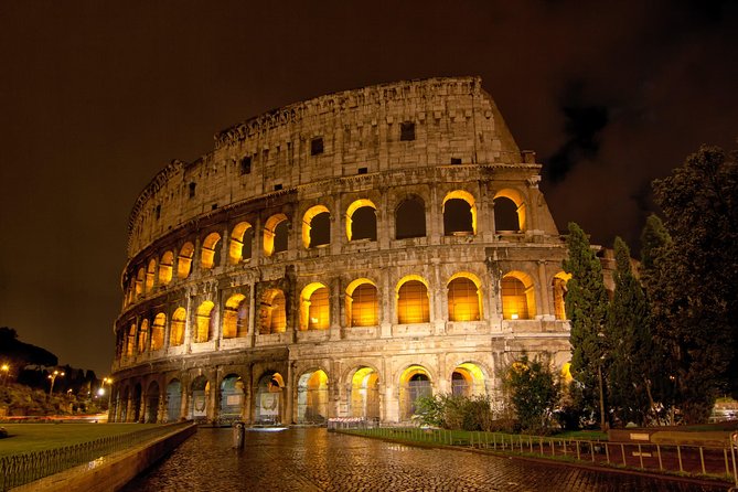 Rome by Night Walking Tour - Meeting at Piazza del Colosseo: Get There Early, Then Relax
