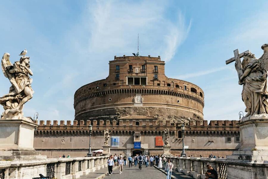 Rome: Castel Sant'Angelo Skip-the-Line Guided Tour - From Hadrian to popes, prisons, and executions