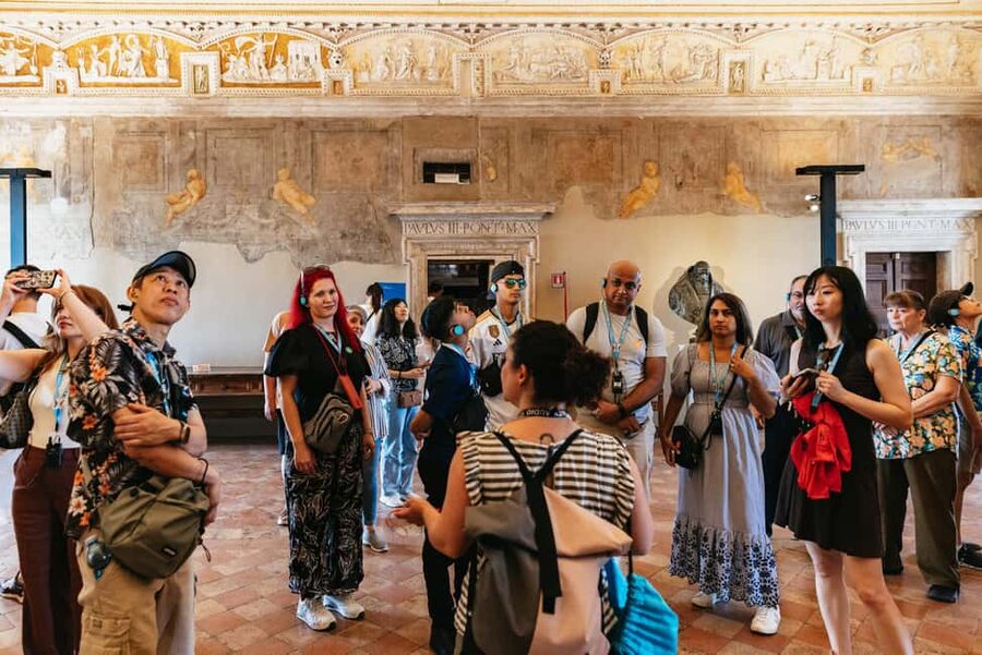 Rome: Castel Sant'Angelo Skip-the-Line Guided Tour - Stairs, shoes, and who this tour suits best
