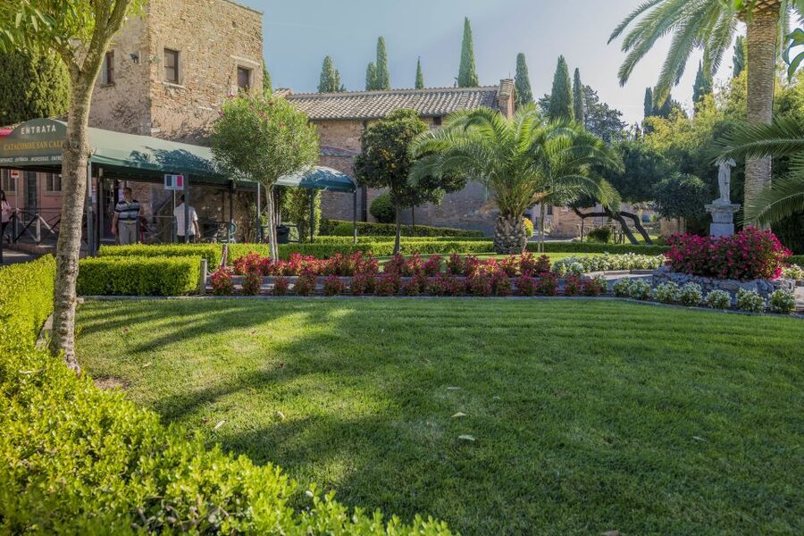 Rome: Catacomb of St. Callixtus and Appian Way Guided Tour - Key points before you go