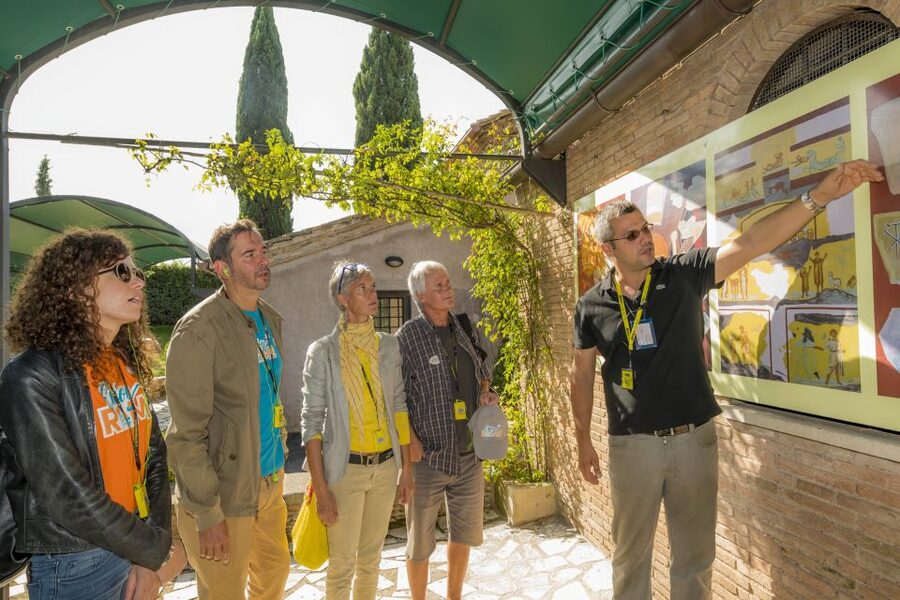 Rome: Catacomb of St. Callixtus and Appian Way Guided Tour - Guides and sound: what makes the experience feel well-run