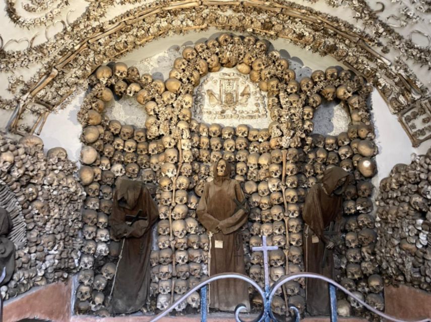 Rome: Catacombs and Capuchin Crypt Guided Tour with Transfer - Capuchin Crypts: bone chapels, 4,000 monks, and a guide who sets the tone