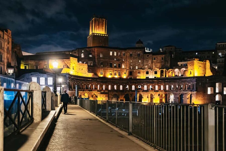 Rome: City Highlights Moonlight Walking Tour - Meeting Points, Pace, and What the 2 to 2.5 Hours Really Feels Like