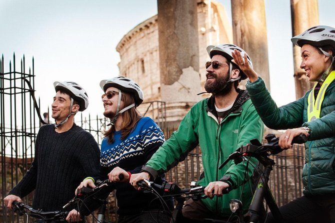 Rome City Small Group Bike Tour with quality Cannondale EBike - Villa Borghese: a park pause with camera time