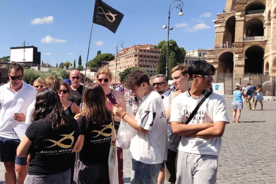 Rome: Colosseum Access and Self-Guided Virtual Reality Tour - Practical Tips to Make Your Visit Smoother