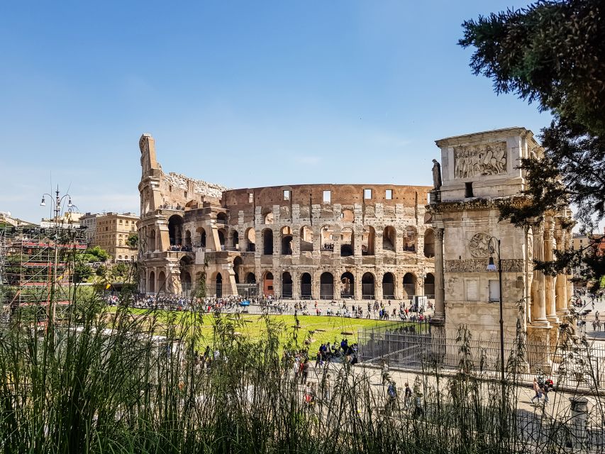 Rome: Colosseum Arena, Palatine Hill & Forum Guided Tour - Fast-Track Entrance and Security Checks: What You Should Expect