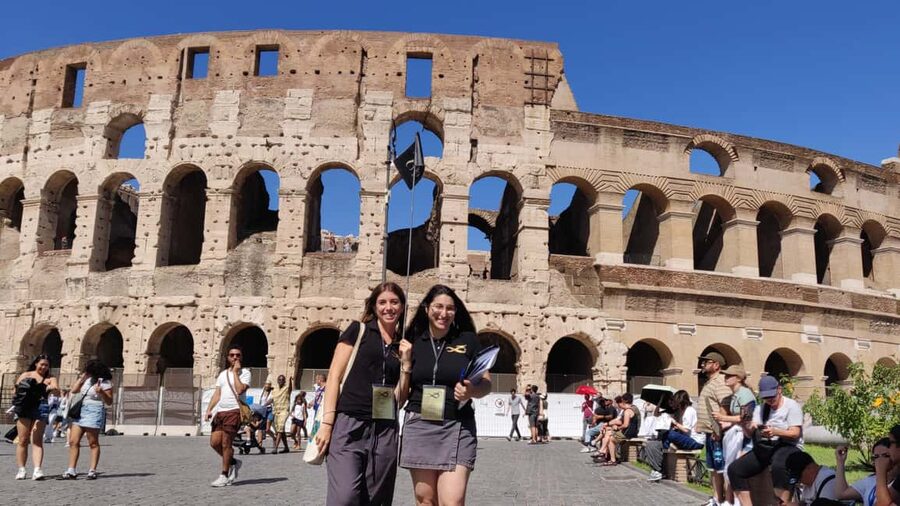 Rome: Colosseum Express Entry with Audio Guide App - Finding the Meeting Point and Getting In Fast
