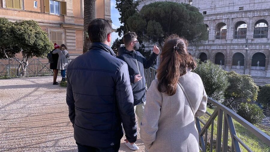 Rome: Colosseum Express Tour with Forum & Palatine Access - The 60-Minute Guided Colosseum: Gladiators, Animals, and the Arena View