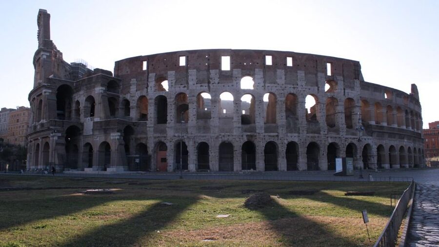 Rome: Colosseum Express Tour with Forum & Palatine Access - After the Guide: Staying in the Colosseum and Then Moving On