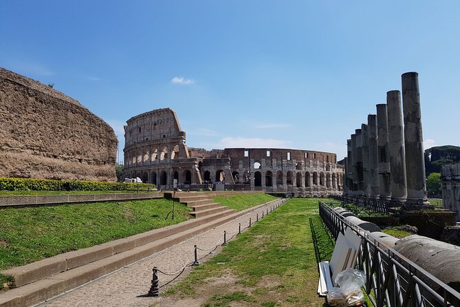 Rome: Colosseum, Palatine Hill and Roman Forum Guided Tour - Roman Forum first, where politics and daily life used to collide