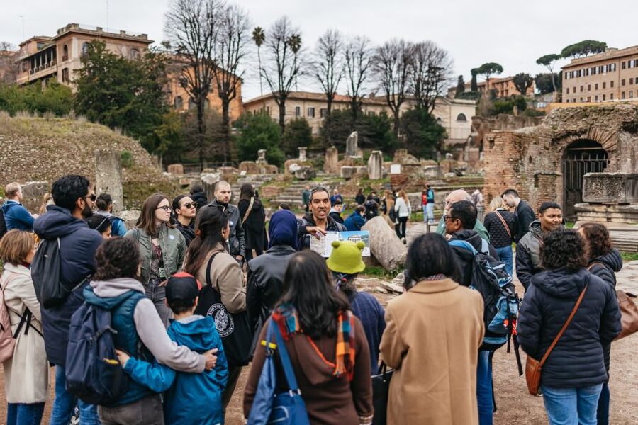 Rome: Colosseum, Palatine Hill & Roman Forum Guided Tour - Pacing, Comfort, and What to Bring (Because You Will Walk)