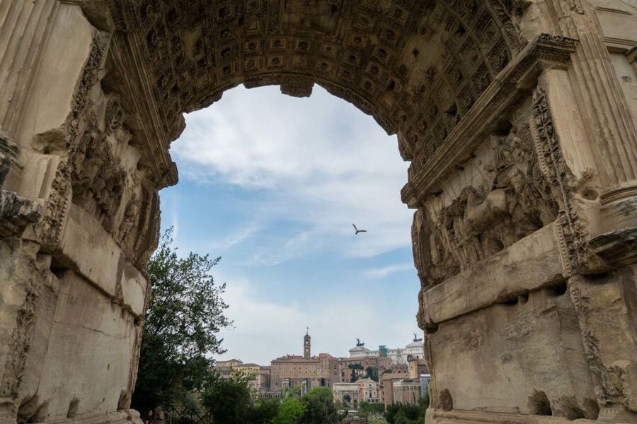 Rome: Colosseum, Roman Forum and Palatine Hill Group Tour - Who should book this Colosseum, Forum, and Palatine Hill tour