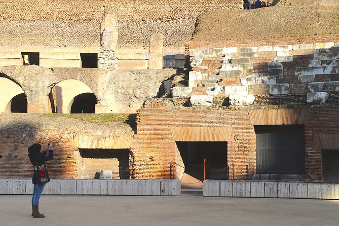 Rome: Colosseum, Roman Forum and Palatine Hill Private Tour - Quick viewpoint stops that help you read Rome’s layers