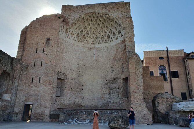 Rome: Colosseum, Roman Forum & Palatine Hill Experience - What to bring (and not bring) for Colosseum security