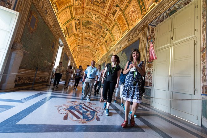 Rome: Complete Early Morning Vatican Tour | Small Group - Gallery of Tapestries: why walking past matters