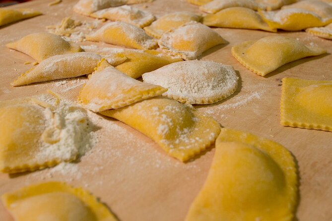 Rome Cooking Class: Make Pasta, Dine & Drink Wine With Local Chef - Gelato Finish: A Sweet Landing That Makes the Whole Class Click